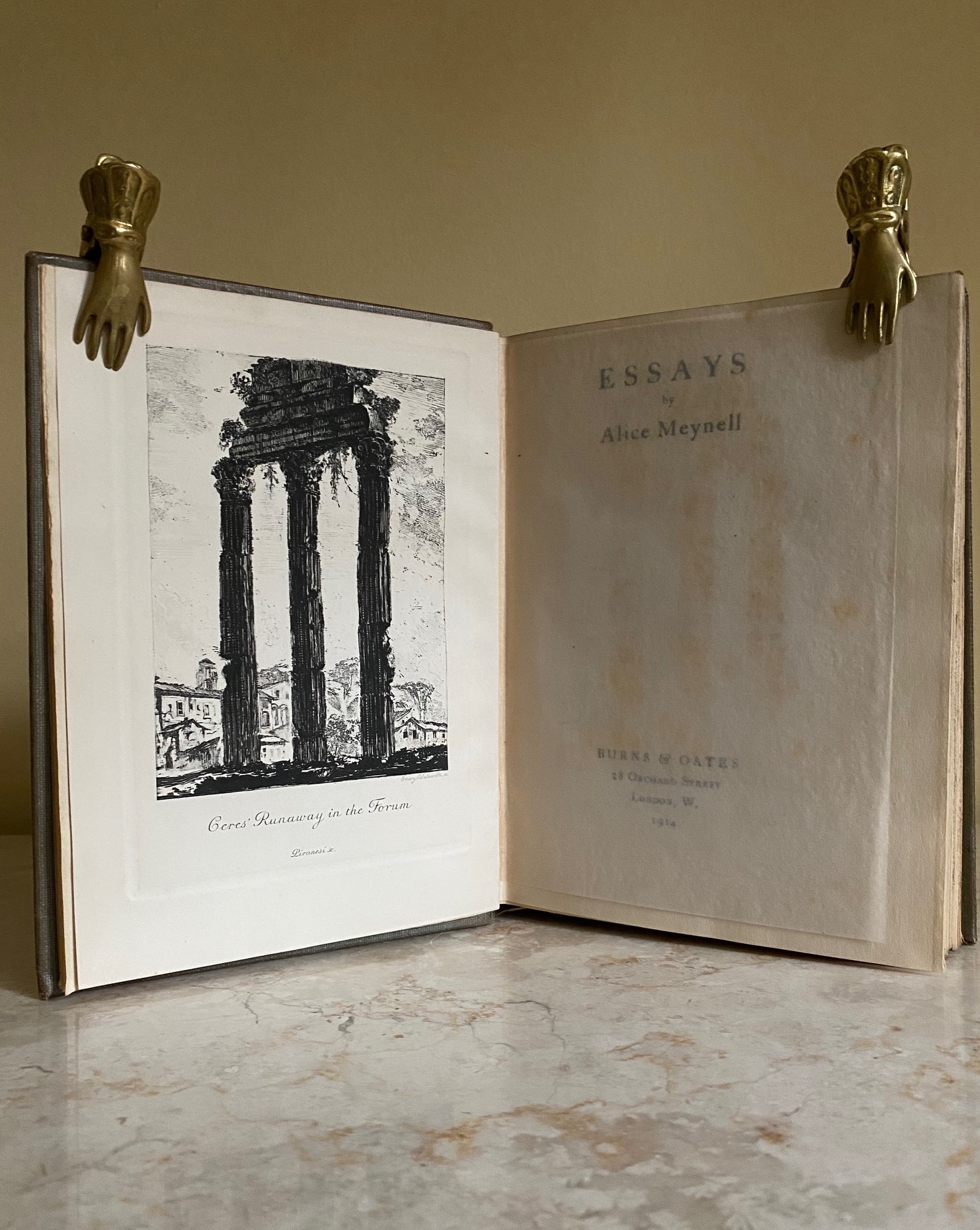 Essays | The Essays of Alice Meynell