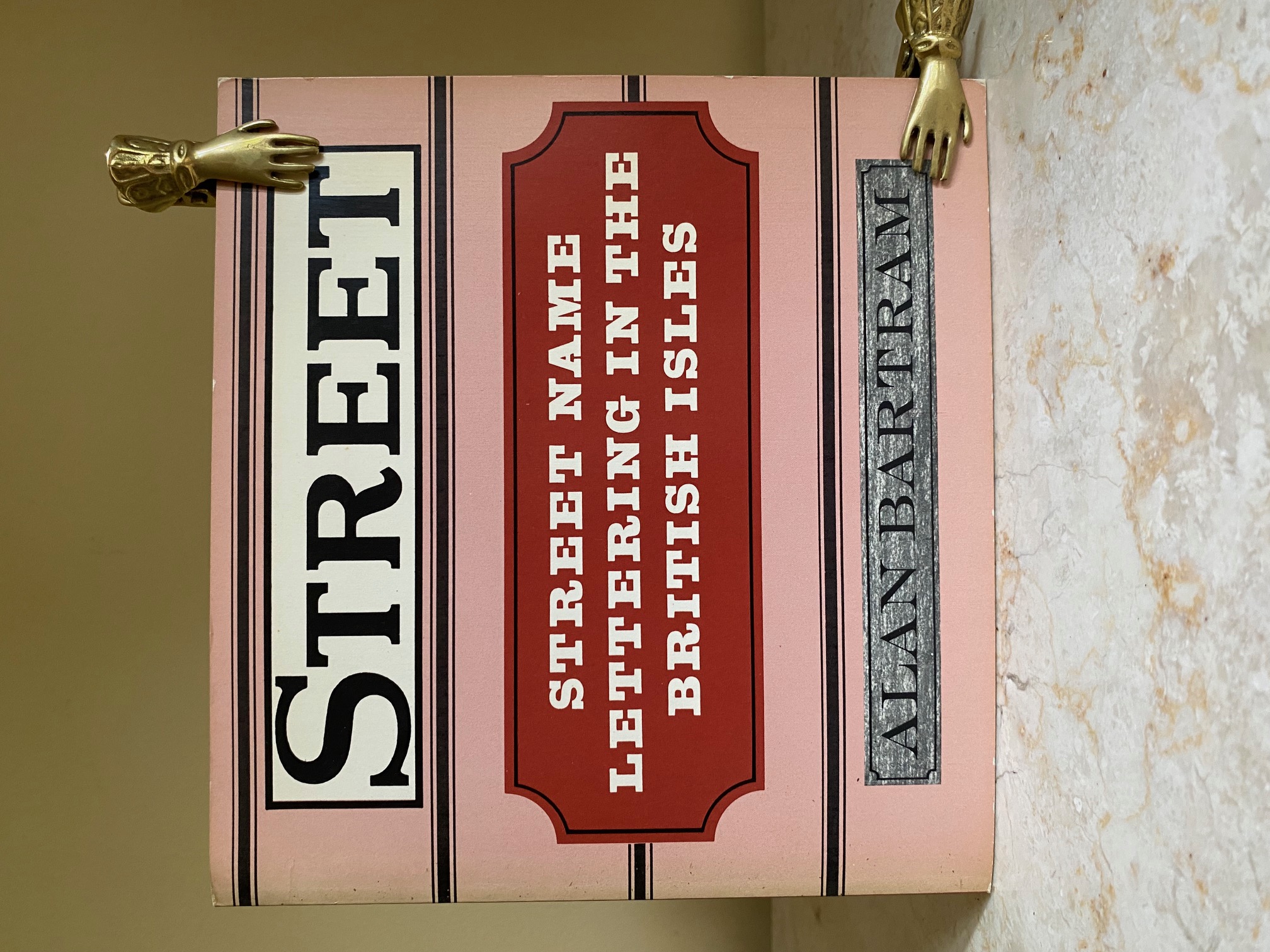 Street Name Lettering in the British Isles