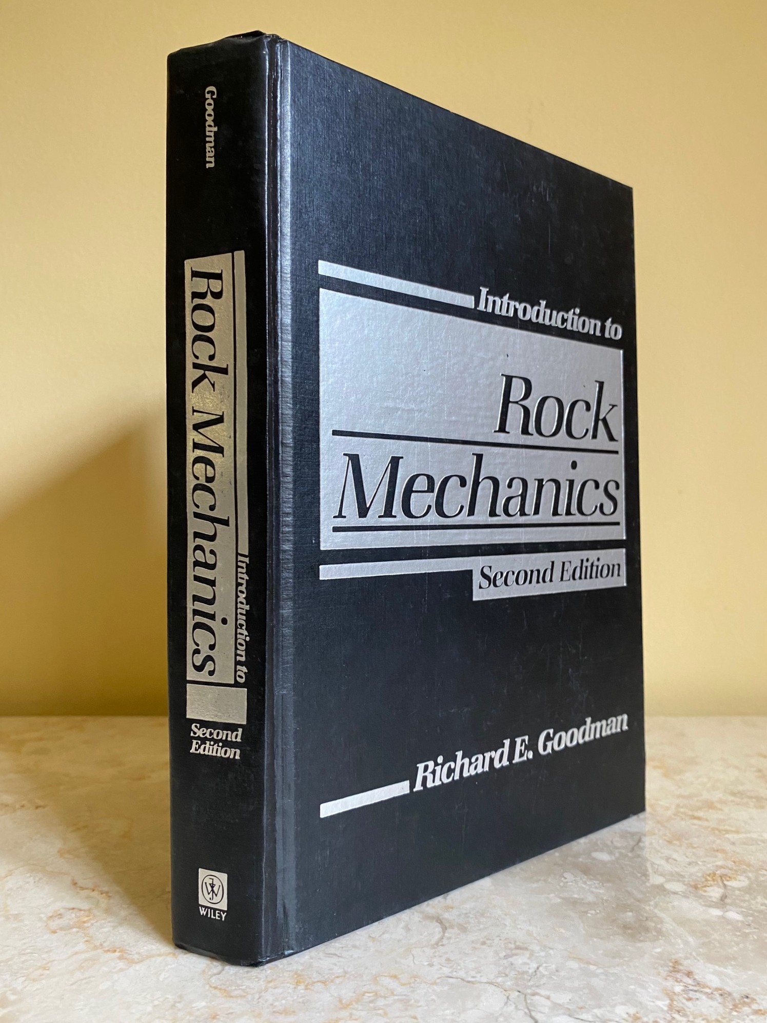 Introduction to Rock Mechanics (Second Edition)