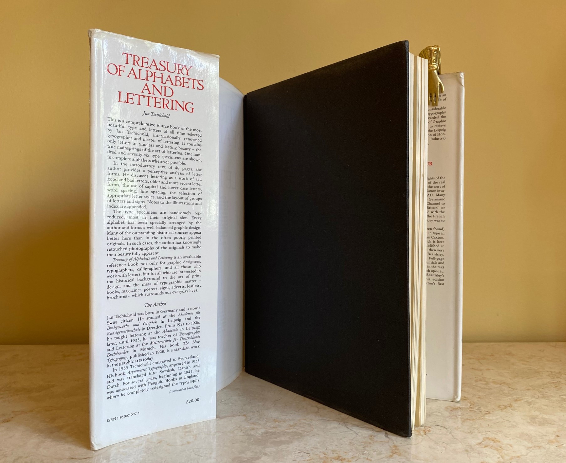 Treasury of Alphabets and Lettering
